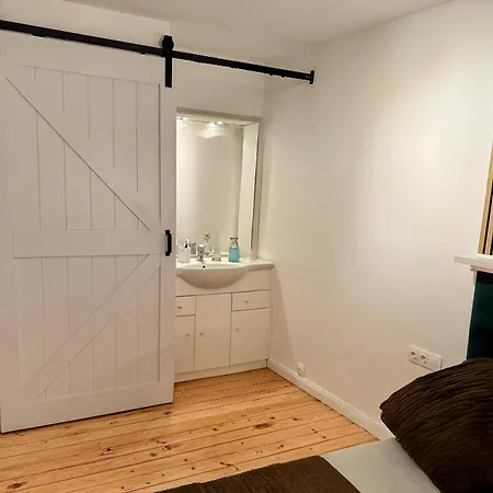 Bedroom With Free Parking Borsdorf